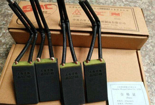 導(dǎo)致直流電機(jī)的碳刷發(fā)生故障的兩個主要因素。