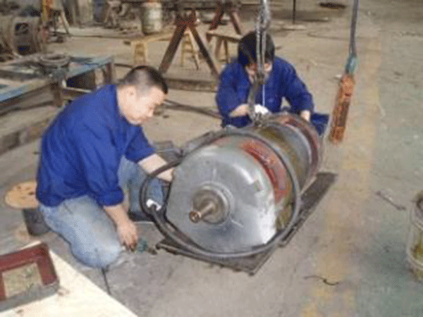 西瑪電機(jī)給專業(yè)電機(jī)修理工人一些小建議。