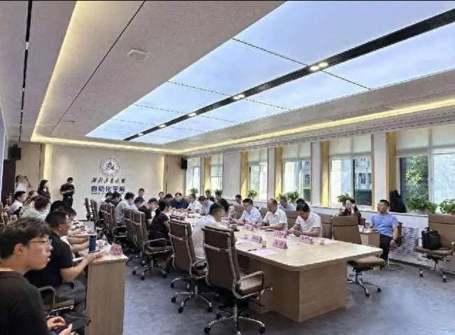 西安西瑪電機(jī)與西北工業(yè)大學(xué)開(kāi)展“雙進(jìn)”活動(dòng)，共推科技創(chuàng)新與產(chǎn)業(yè)升級(jí)
